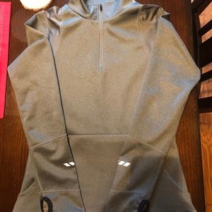 Orangetheory pullover size small
